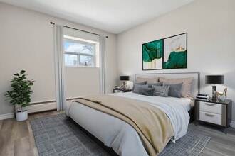 Granite House in London, ON - Building Photo - Building Photo