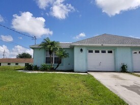 4616-4618 24th St SW, Unit 4618 24th St SW in Lehigh Acres, FL - Building Photo