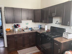 2935 N Maryland Ave in Milwaukee, WI - Building Photo - Building Photo