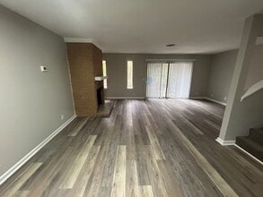 240 Jamil Rd in Columbia, SC - Building Photo - Building Photo