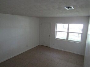 144 W Michigan Ave, Unit 144 W Michigan Ave in DeLand, FL - Building Photo - Building Photo