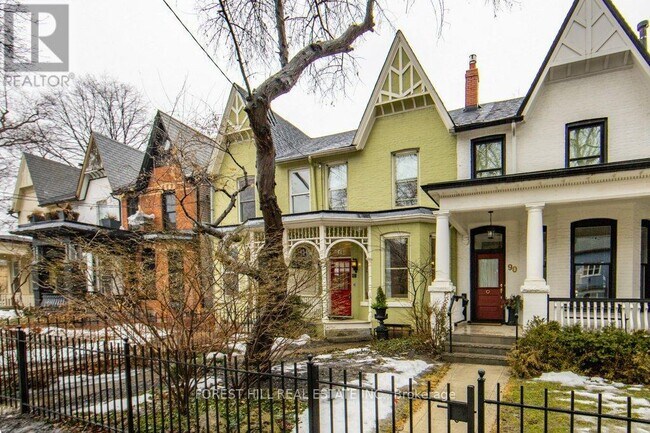 92 Willcocks St in Toronto, ON - Building Photo - Building Photo
