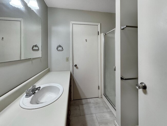 134 Broad St in Montgomery, PA - Building Photo - Building Photo