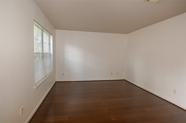 property at 3519 Benjamin Franklin Ln