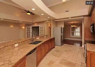 4606 Cloverlawn Dr in Tampa, FL - Building Photo - Building Photo