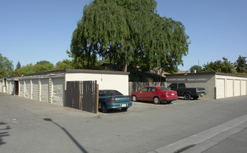 15100 W El Mar Ln in Kerman, CA - Building Photo - Building Photo