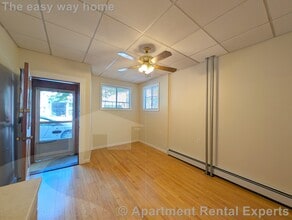124 Rogers Ave in Somerville, MA - Building Photo - Building Photo