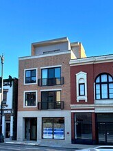 2445 N Lincoln Park W in Chicago, IL - Building Photo - Building Photo