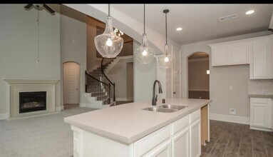 9114 Corella Ln in Richmond, TX - Foto de edificio - Building Photo