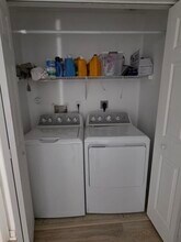 6036 SW 19th Ct in North Lauderdale, FL - Building Photo - Building Photo