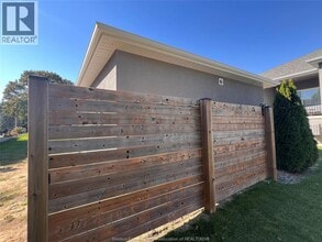 89 Draper St in Essex, ON - Building Photo - Building Photo