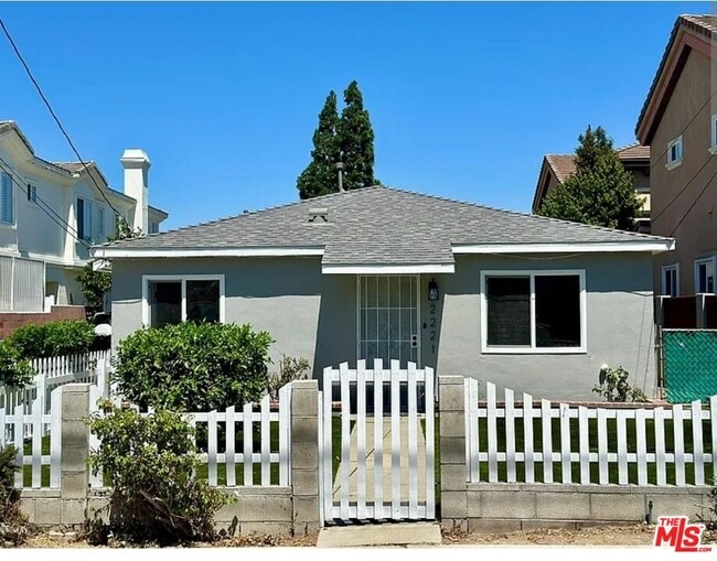 property at 2221 Bataan Rd