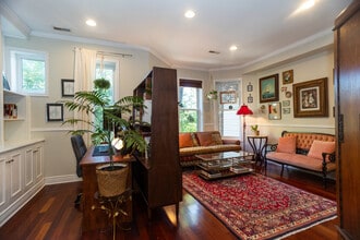 2848 N Albany Ave in Chicago, IL - Building Photo - Building Photo