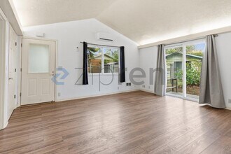 1865 Brookside Ave NW in Salem, OR - Building Photo - Building Photo