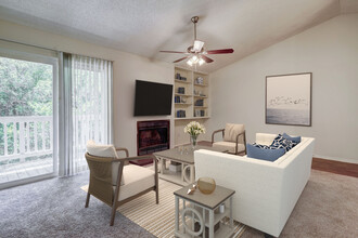 Summerlin at Concord Apartment Homes in Concord, NC - Building Photo - Building Photo