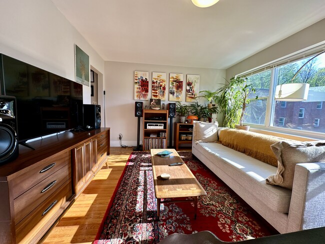 property at 4 Dunning Way