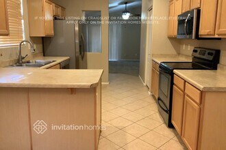 423 W Corriente Ct in San Tan Valley, AZ - Foto de edificio - Building Photo