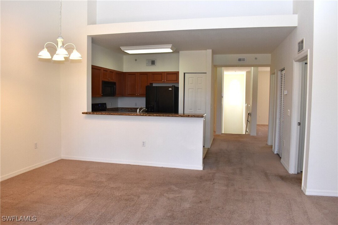 10126 Villagio Palms Way in Estero, FL - Building Photo