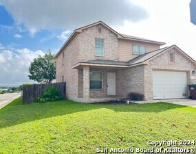 10735 Shaencrest in San Antonio, TX - Building Photo