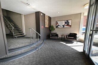 12050 Lake Ave in Lakewood, OH - Building Photo - Building Photo