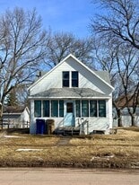 420 4th St SE in Watertown, SD - Building Photo