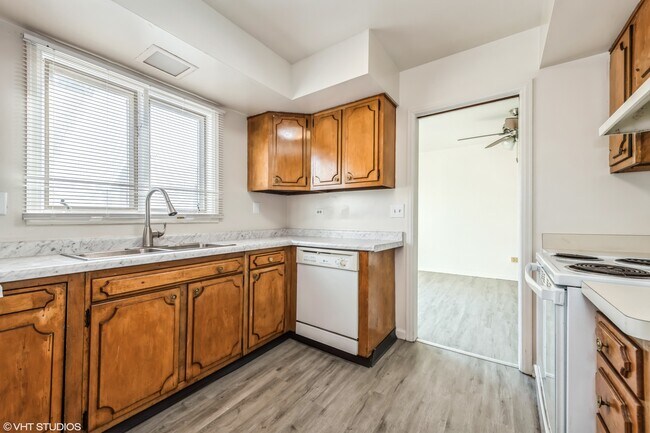 768 Concord Ln in Barrington, IL - Foto de edificio - Building Photo