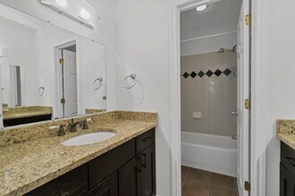 3700 Harmon Ave in Austin, TX - Building Photo - Building Photo