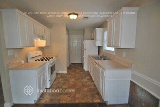500 Sarah's Ln in Locust Grove, GA - Building Photo - Building Photo