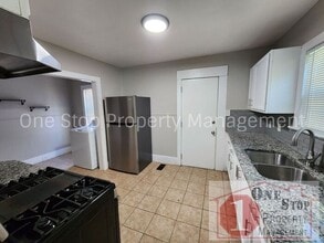 3001 E 80th St in Kansas City, MO - Building Photo - Building Photo