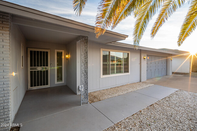 13207 W Titan Dr in Sun City West, AZ - Building Photo - Building Photo