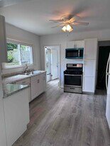 712 Glen Rd in Sparta, NJ - Building Photo