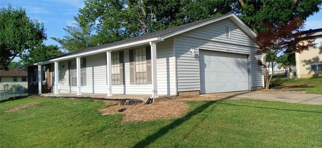 15 Sunnyfield Rd