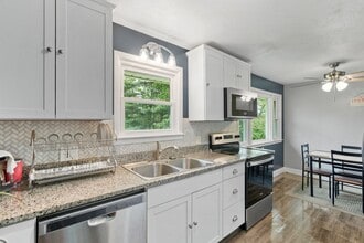 212 Jensen Rd in Vestal, NY - Building Photo - Building Photo