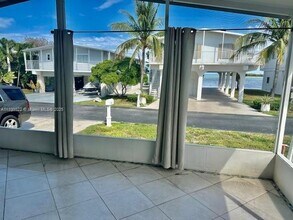 810 S Jade Dr in Key Largo, FL - Building Photo - Building Photo