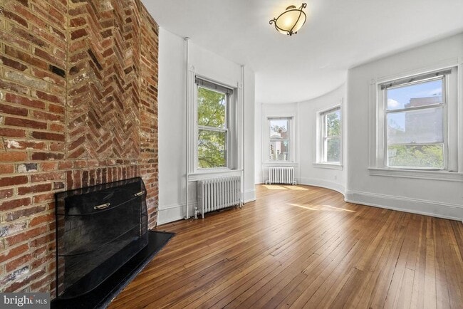 320 6th St NE in Washington, DC - Building Photo - Building Photo