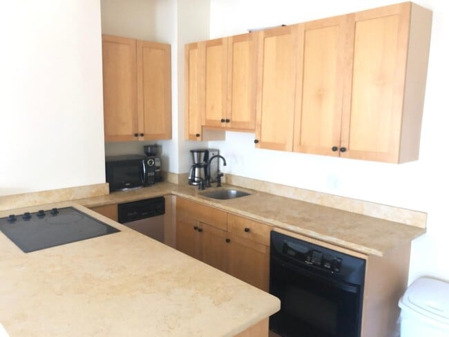 591 Beacon St, Unit 5, Unit 5