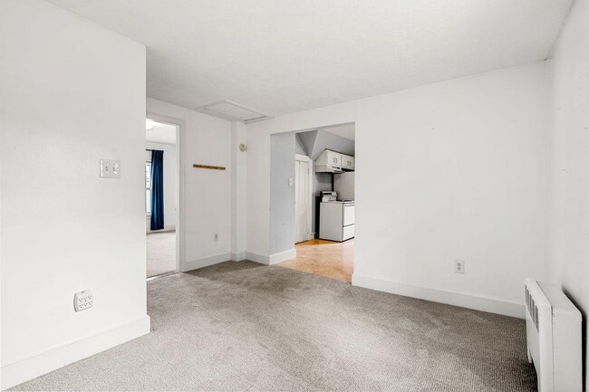 216 Jewett St, Unit 2