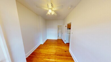 918 Pine St in Philadelphia, PA - Building Photo - Building Photo