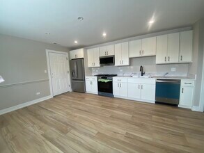 2934 N Avers Ave in Chicago, IL - Building Photo - Building Photo