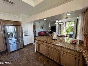 10283 N 103rd St in Scottsdale, AZ - Foto de edificio - Building Photo