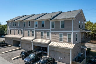 Metalworks Condos in Tuscaloosa, AL - Foto de edificio - Building Photo
