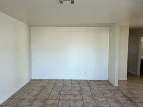 204 Bryce Ct in Henderson, NV - Building Photo - Building Photo