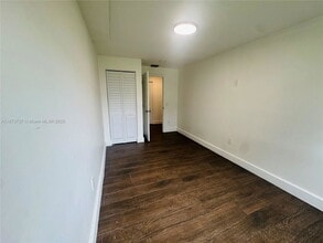 18742 SW 113th Ave in Miami, FL - Building Photo - Building Photo