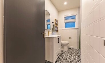 400 Coombs Av in London, ON - Building Photo - Building Photo