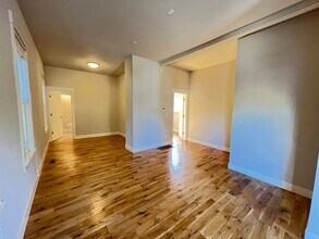 2138 SE 48th Av in Portland, OR - Building Photo - Building Photo