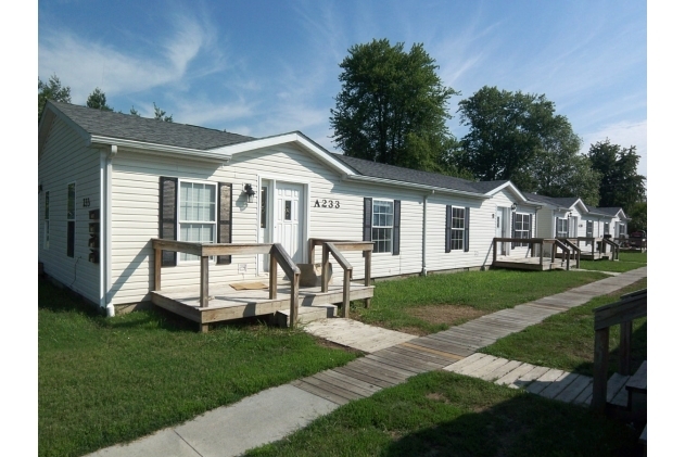 233-239 S Broadway St in Seymour, IN - Building Photo