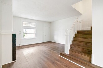 416 Winton St in Pittsburgh, PA - Building Photo - Building Photo