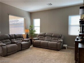 509 Open Hill Ave in Henderson, NV - Building Photo - Building Photo
