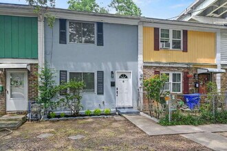 8 Grove St in Charleston, SC - Building Photo - Building Photo