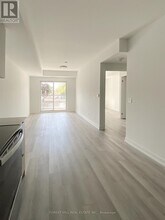 2000 Bathurst St in Toronto, ON - Building Photo - Building Photo